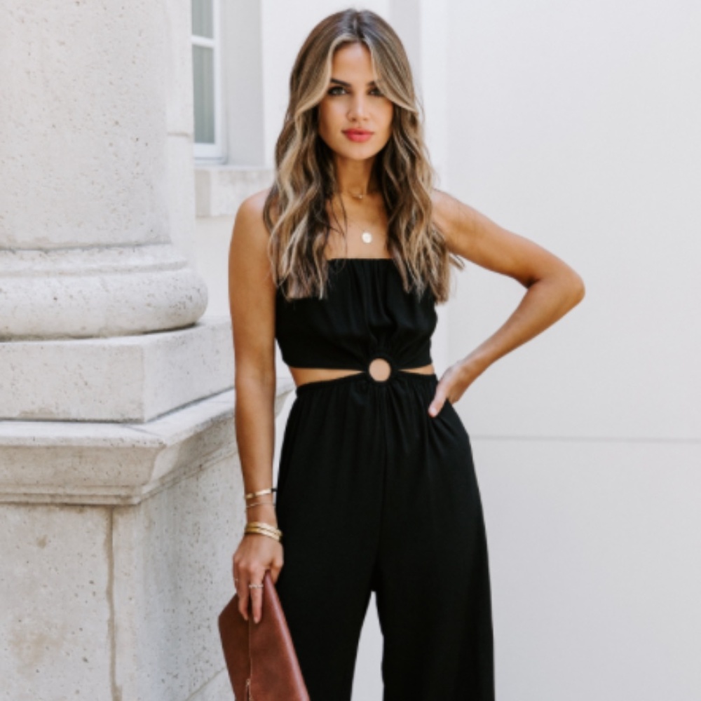 BRAND NEW! NEVER WORN! Vici Strapless Jumpsuit